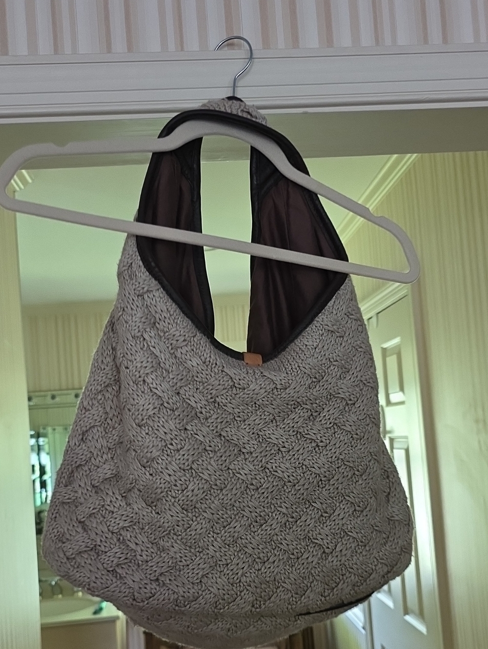 UGG Oatmeal Cable-Knit Shoulder Bag with Leather - Picture 2 of 6